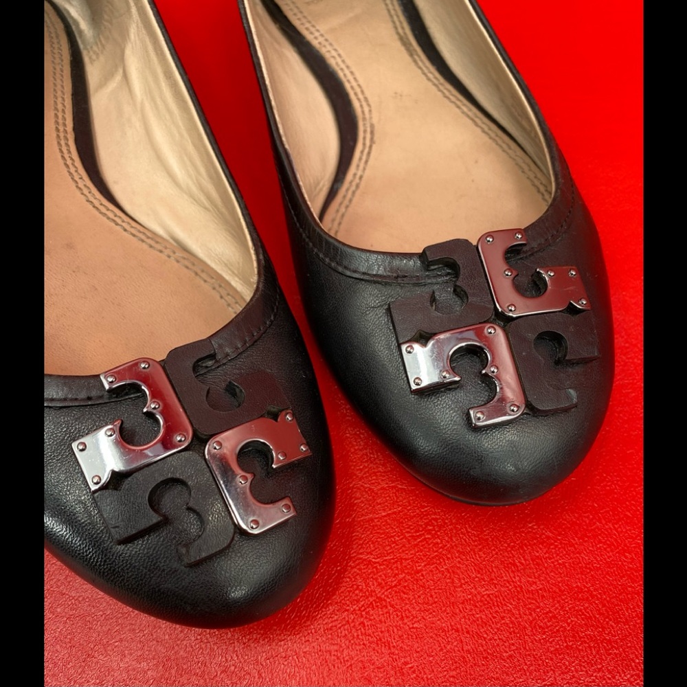 Tory Burch Lowell Black Leather Flats size 8M - Picture 3 of 16